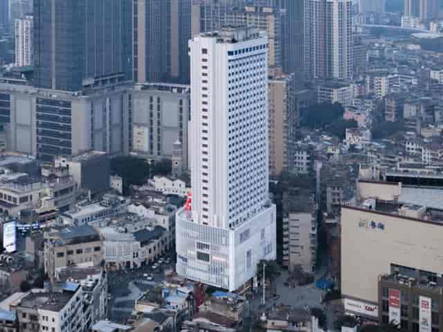 Art Center CHAO high-rise, ideal venue for corporate events and networking.