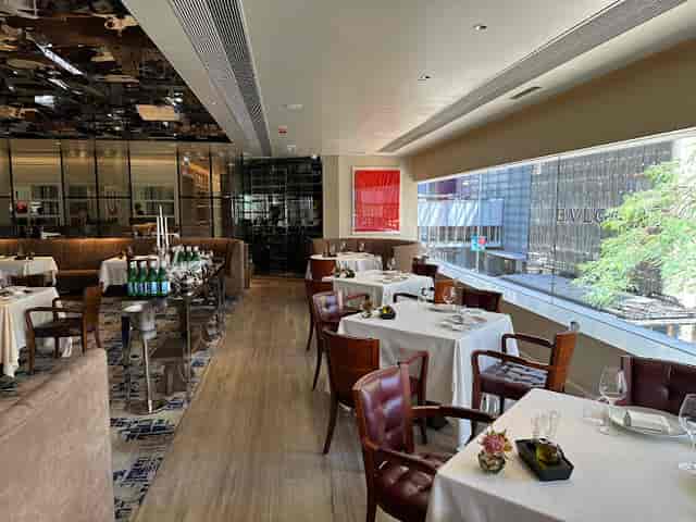 Private room in 8½ Otto e Mezzo BOMBANA, elegant dining for upscale events and meetings.