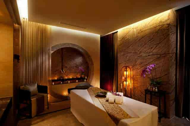 Hilton Beijing meeting room with serene spa decor for wellness retreats and corporate events.