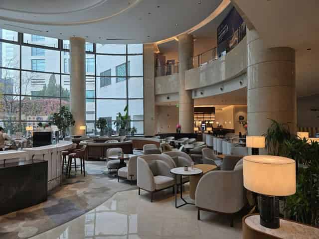 Chic rooms