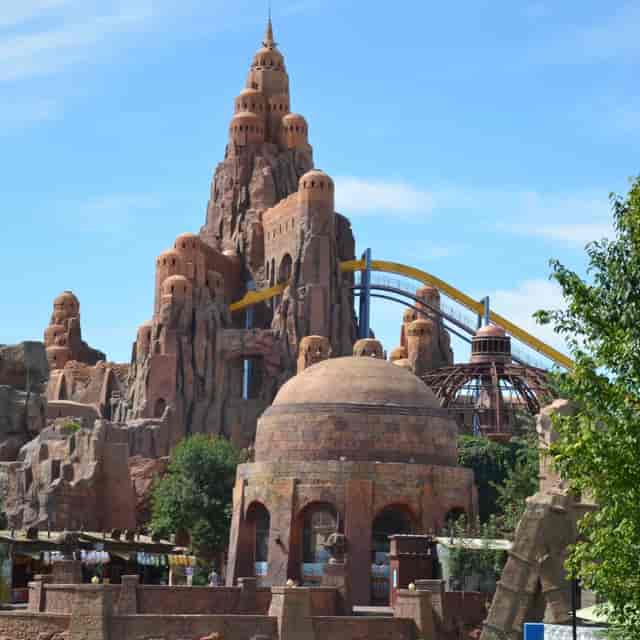Ant Kingdom at Beijing Happy Valley: unique amusement park rides for corporate events.
