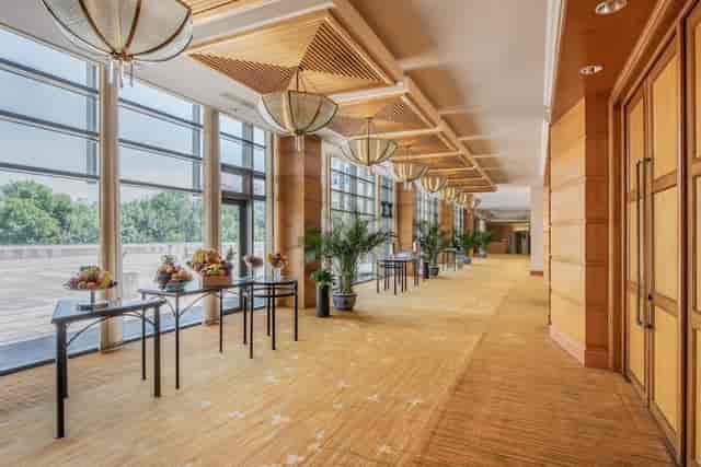 Spacious Grand Banquet Hall with elegant decor for events in Holiday Inn Beijing.