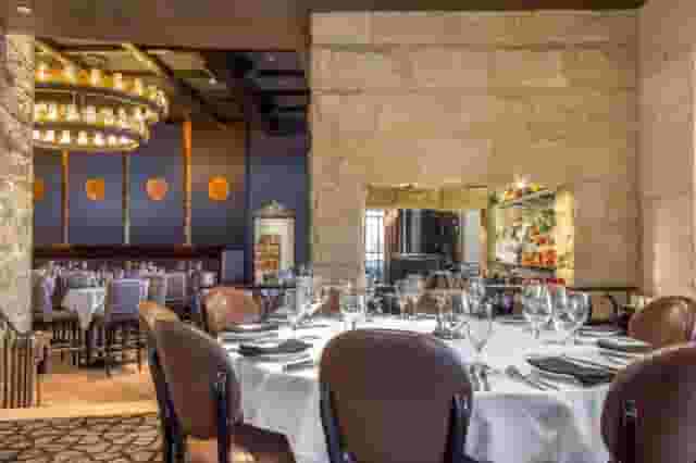 Full Restaurant