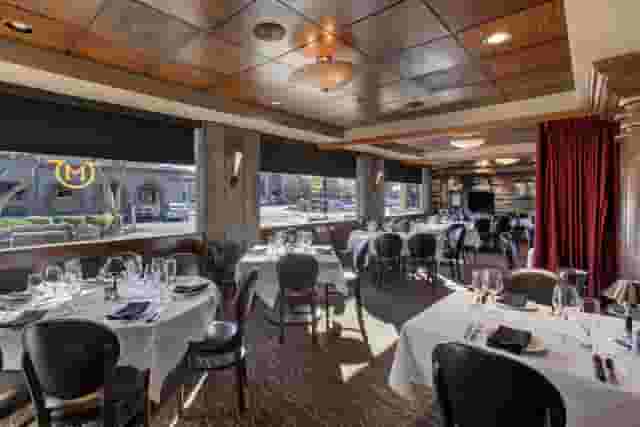 Full Restaurant