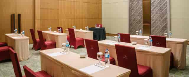 Kalimaya Meeting Room at ICE Indonesia, elegant setup for corporate meetings and workshops.