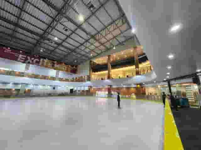Oasis Centre Arena