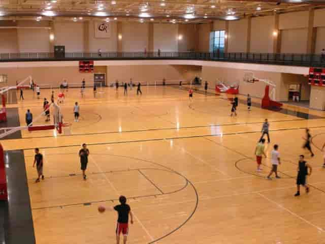 Spacious University of Houston Main Gym, perfect for team-building events and sports tournaments.