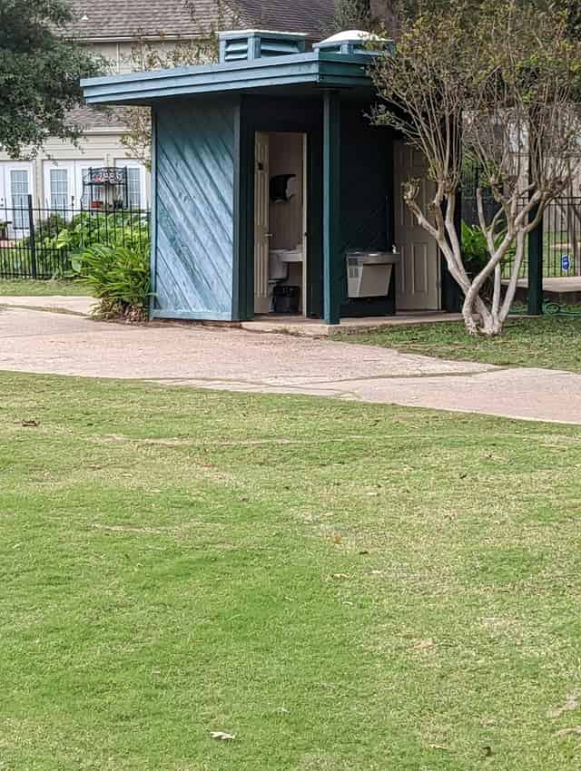 The Bluebonnet Grille Patio
