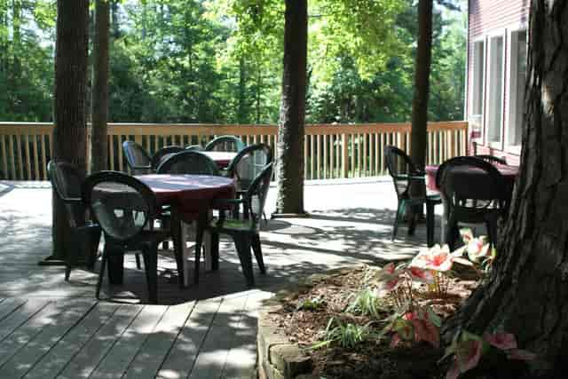 Serene outdoor meeting space at The Cypress Room, ideal for creative gatherings.