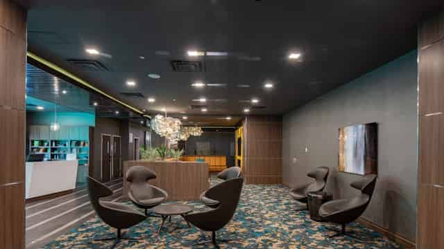 Meeting Room - With 75" Smart HDMI TV