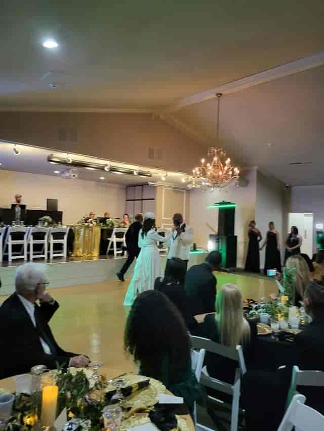 Richardson Woman's Club - >V H</a>