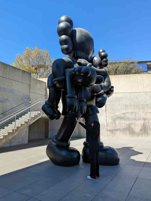 Sculpture garden at Fort Worth Museum with bold sculpture, ideal for outdoor events.