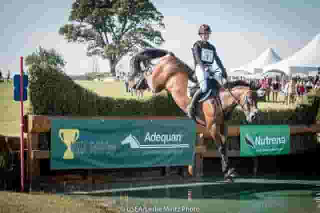 Outdoor show arenas