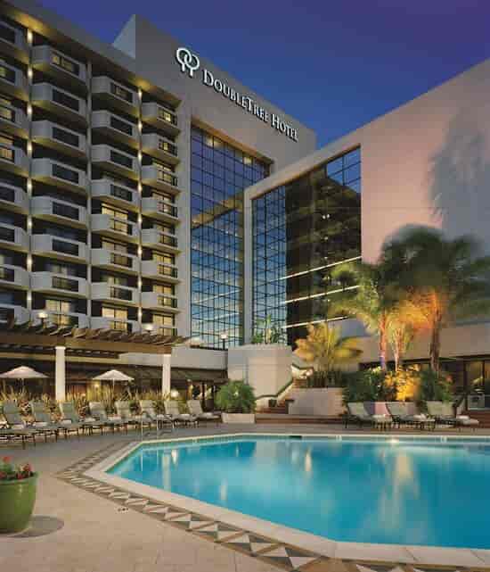 Modern conference room at DoubleTree San Jose, ideal for events and meetings.