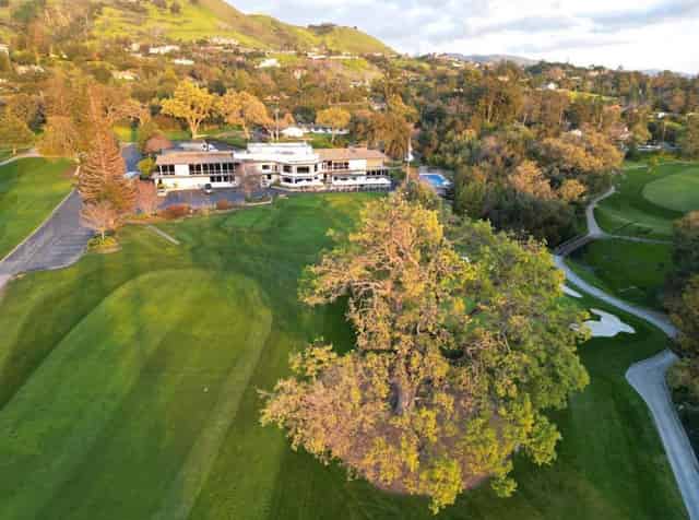 Club House