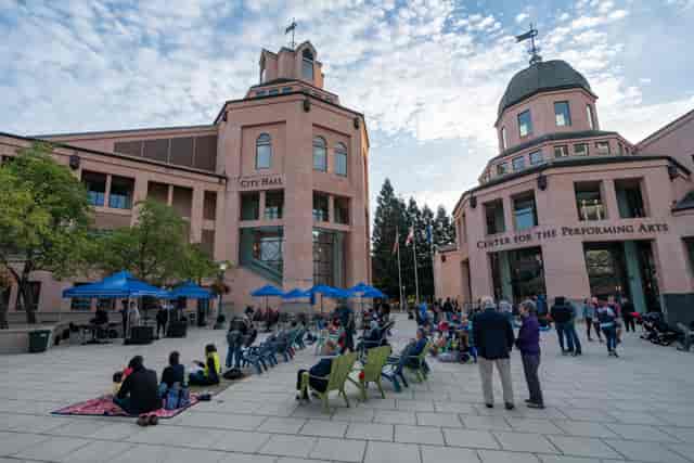 Vibrant outdoor event space at Mountain View Center, ideal for community gatherings and performances.