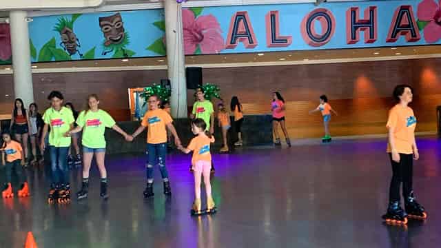 Children's amusement center
