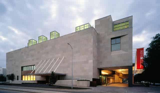 Audrey Jones Beck Building