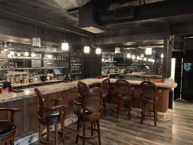Bar
