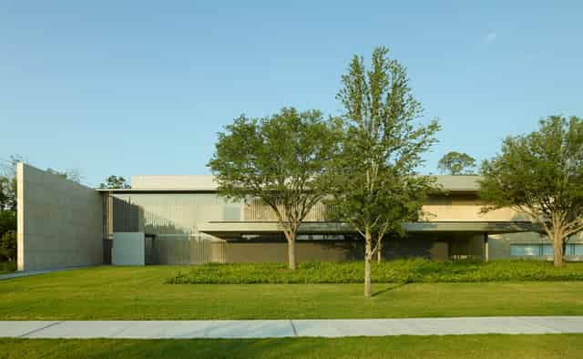 Edward Rudge Allen III Education Center & Chao Foundation Green Garden