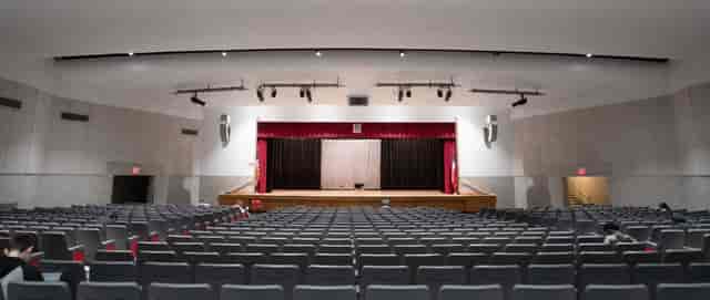 Building Programs / Waltrip High School