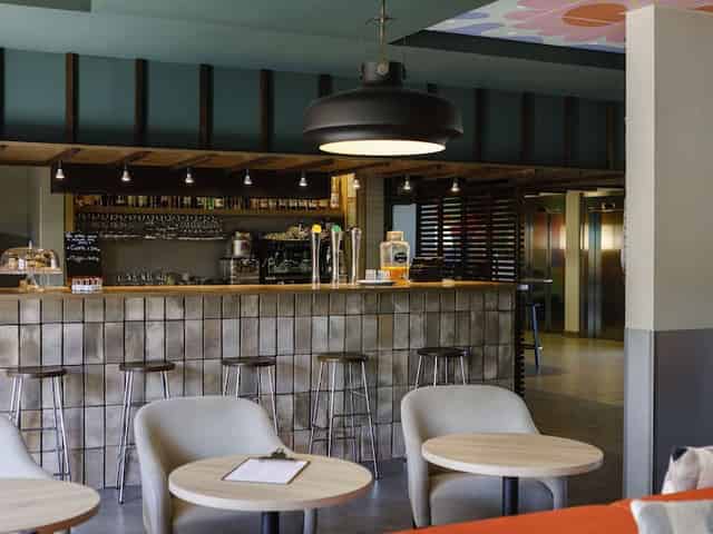 Salle Lionel Terray