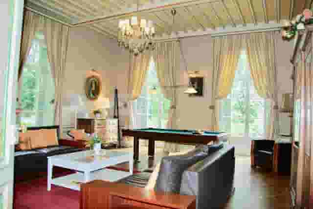 Reception hall