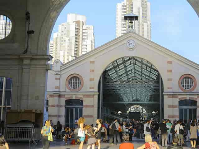 La Nef Curial at CENTQUATRE-PARIS, ideal venue for vibrant expos and gatherings.