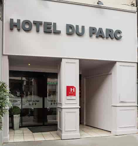 Elegant Hotel Du Parc entrance, perfect for corporate meetings and events.