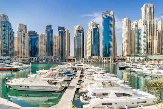 "Club House Marina, Dubai: luxury waterfront venue for corporate events and networking."