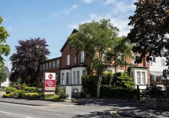 Tatton Suite, Pinewood Hotel – elegant venue for meetings and events, with beautiful gardens.