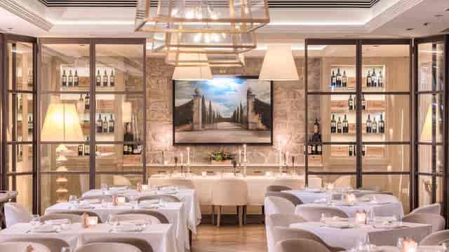 Elegant private dining room at Il Borro for upscale events and corporate gatherings.