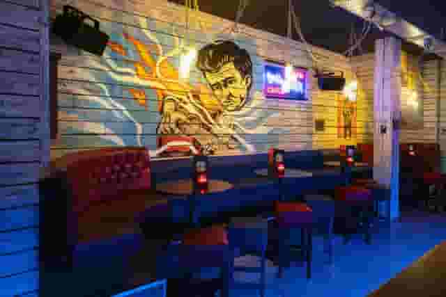 Mean Eyed Cat Bar