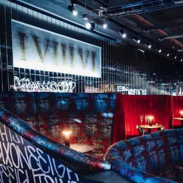 Stylish live music bar at One Eight Six with vibrant decor, perfect for events and gatherings.