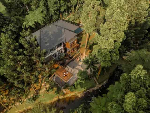 Ecotourism Sanctuary Residence in Plataran, Indonesia: modern venue for retreats and meetings.