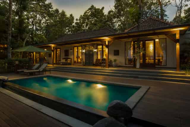 Beachfront Villas