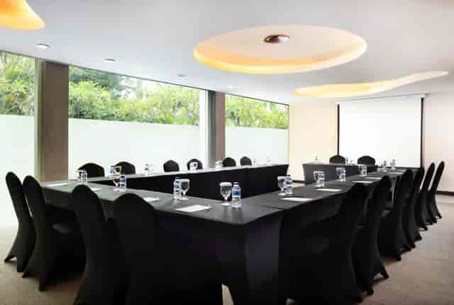 Modern conference room in Grandkemang Hotel Jakarta, ideal for meetings and events.