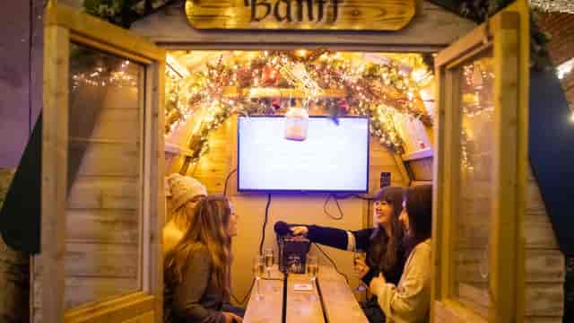 Karaoke Hut in Courts Club: cozy space for gatherings and team-building activities.