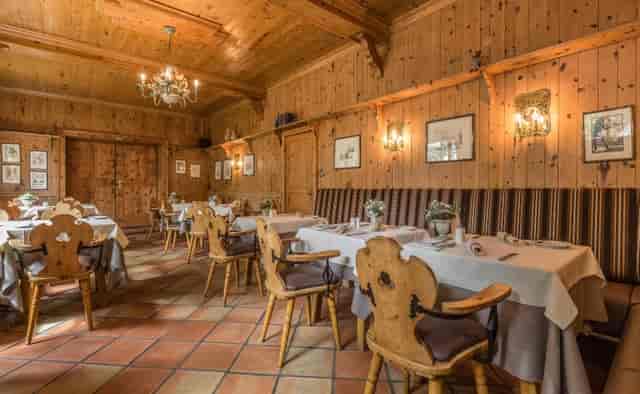 Elegant dining at Restaurant Papillon in Hotel Engel, ideal for intimate events and gatherings.