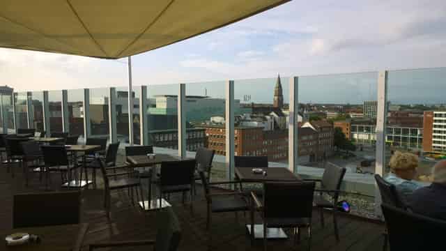 rooftop bar