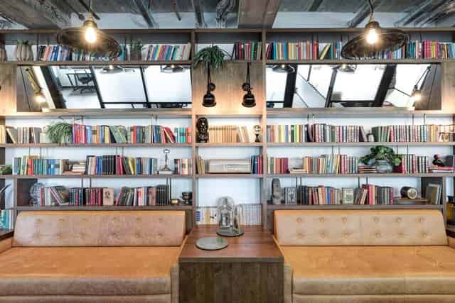 Boutique Meeting Room