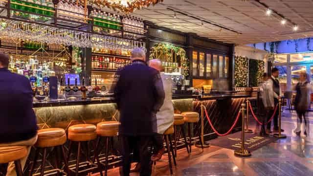 Bar