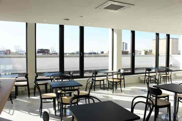 Thonet Rooftop Café: Exklusive ...