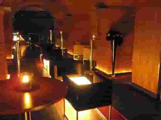 bar