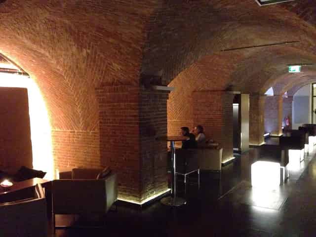 bar