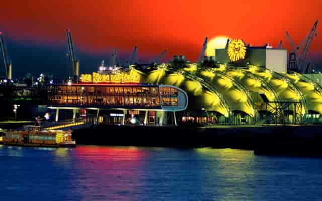 Stage Theater Hafen waterside gala reception