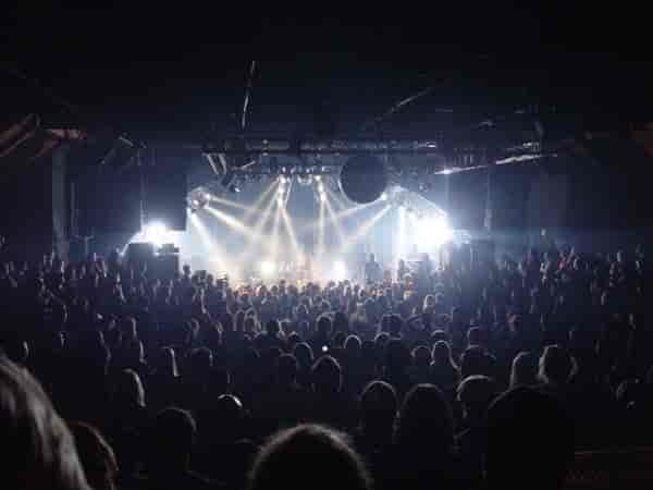 Hamburg Markthalle event, live concert, energetic crowd