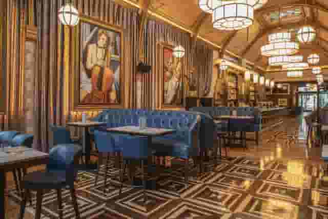 Lunch restaurant