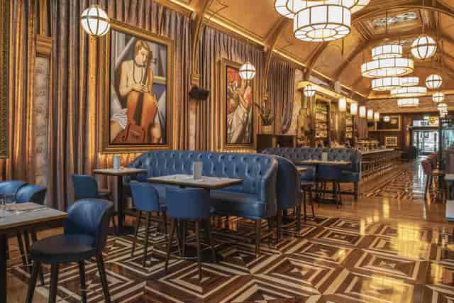 Elegant Dublin cocktail reception venue, private dining