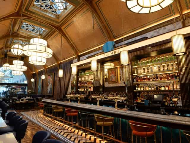Cocktail Bar